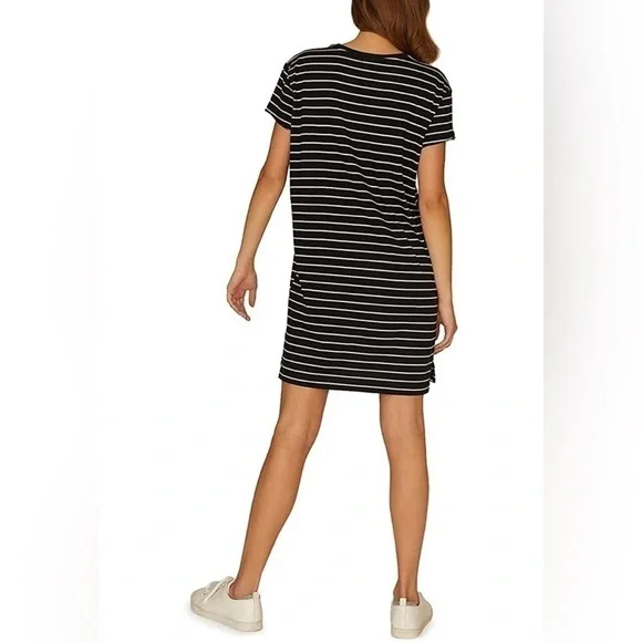 Sanctuary Navy and White Striped T-shirt Dress - Picture 6 of 8